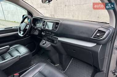 Минивэн Peugeot Traveller 2018 в 