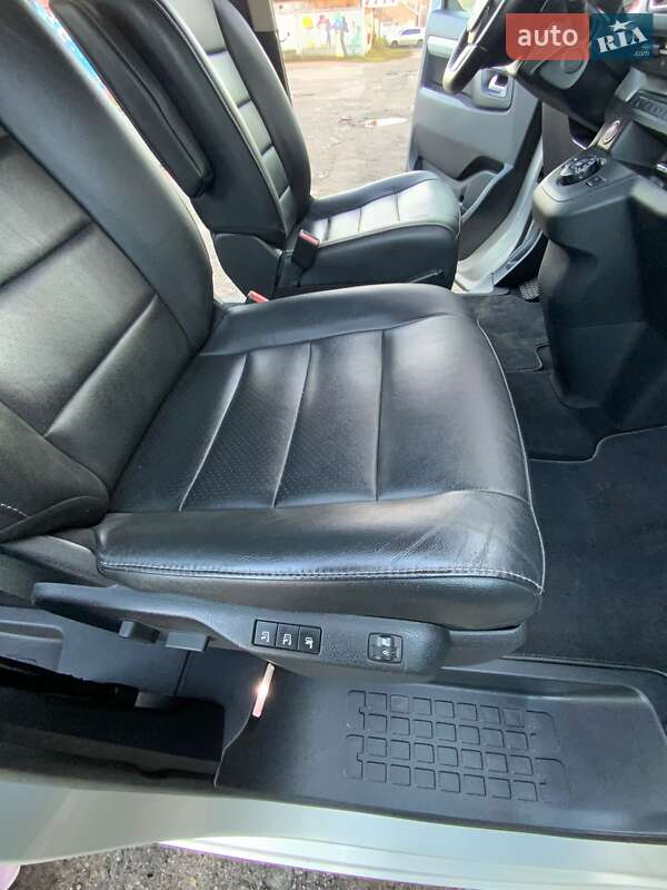 Минивэн Peugeot Traveller 2018 в Харькове