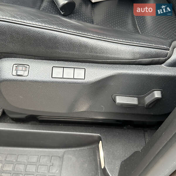 Минивэн Peugeot Traveller 2019 в Киеве