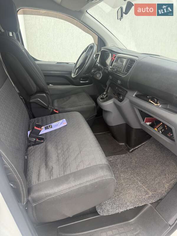 Минивэн Peugeot Traveller 2017 в Киеве