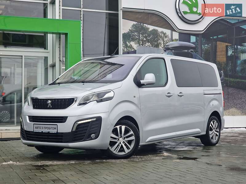 Peugeot Traveller 2017