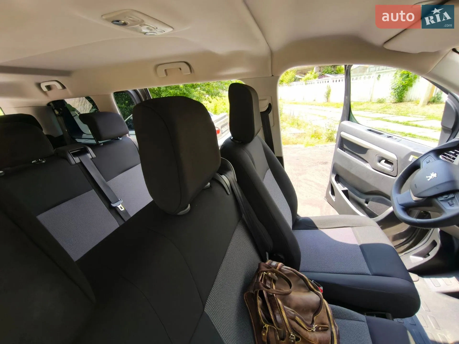 2021 Peugeot Traveller - мініатюра 29