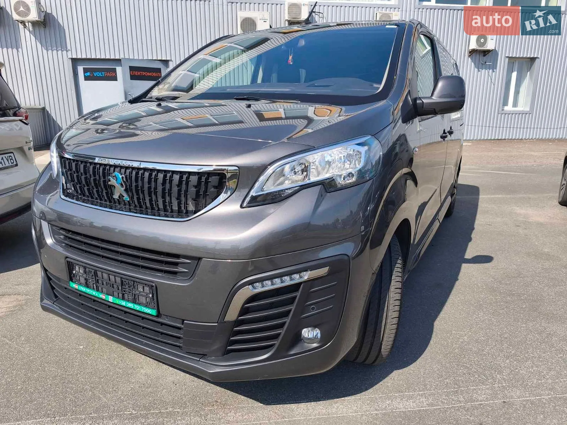 2021 Peugeot Traveller - мініатюра 18