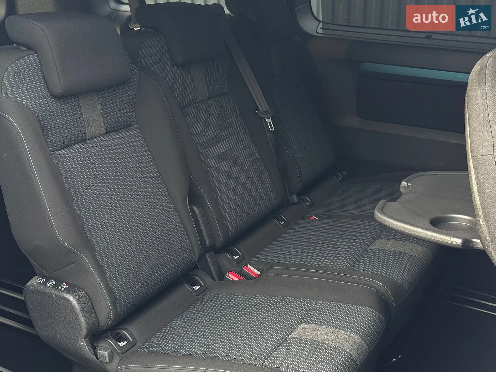2020 Peugeot Traveller - мініатюра 19