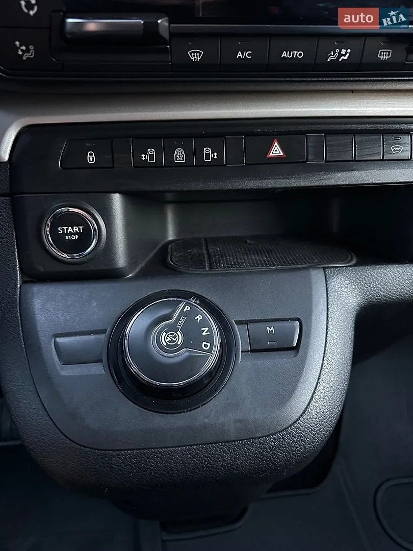 2018 Peugeot Traveller - мініатюра 20