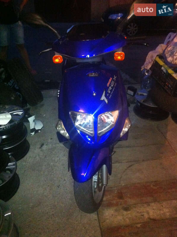 Скутер Pgo T-Rex 2001 в Києві