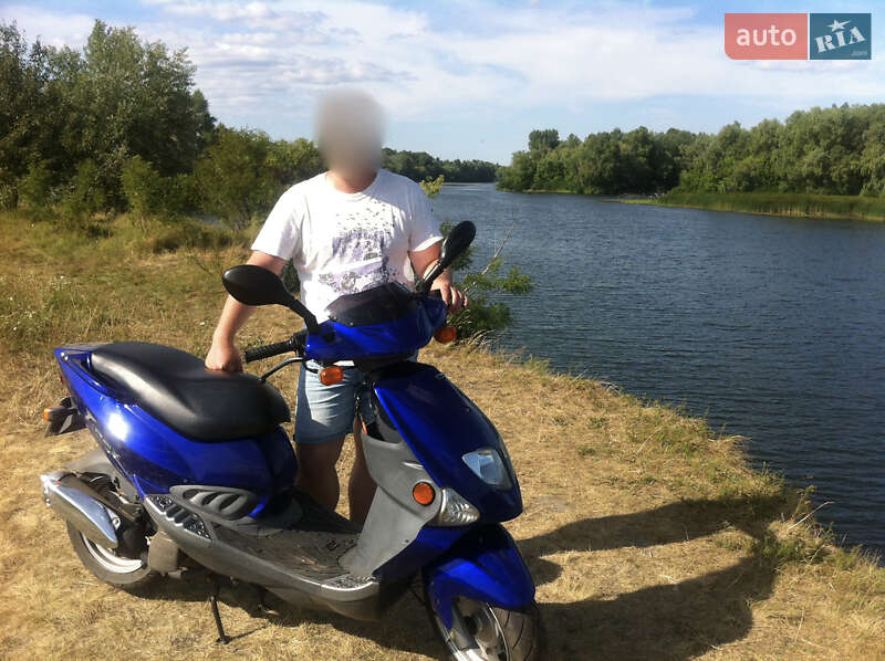 Скутер Pgo T-Rex 2001 в Києві