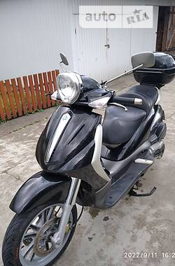 Макси-скутер Piaggio Beverly 500 2007 в Калуше