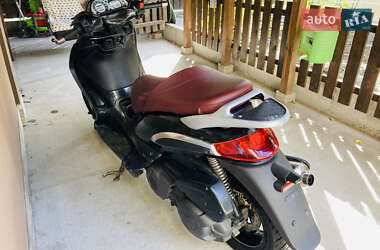 Макси-скутер Piaggio Beverly 500 2004 в Киеве