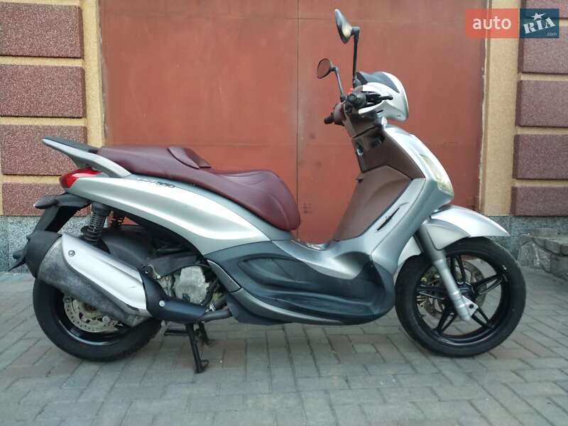 Макси-скутер Piaggio Beverly 2012 в Полтаве