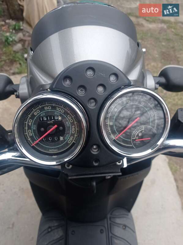 Скутер Piaggio Beverly 2011 в Черновцах фото 5 Скутер Piaggio Beverly 2011 в Черновцах