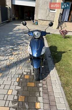 Скутер Piaggio FLY 2011 в 