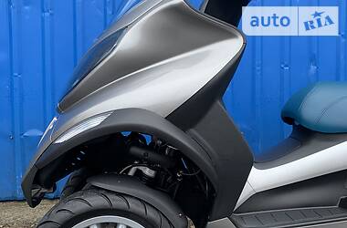 Макси-скутер Piaggio MP3 2014 в 