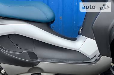 Макси-скутер Piaggio MP3 2014 в 
