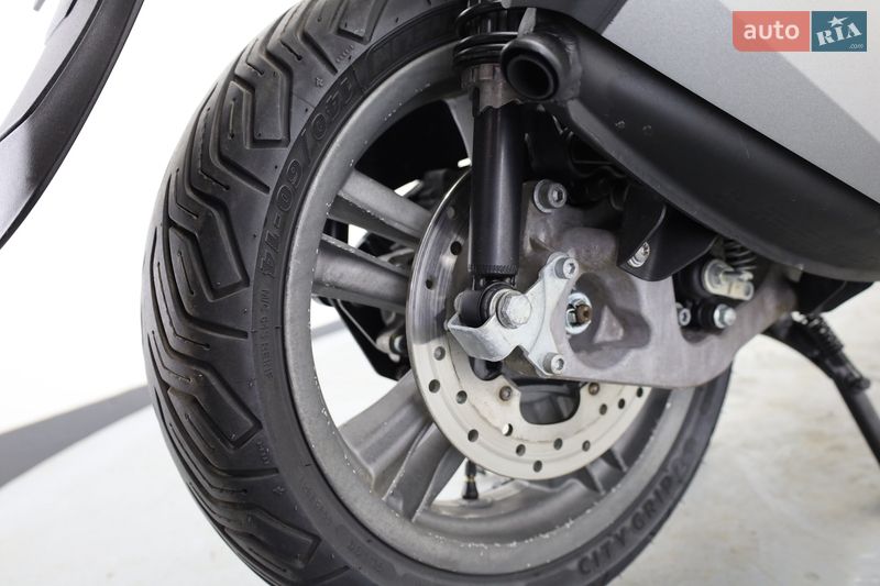 Мотороллер Piaggio MP3 2014 в Гнивани