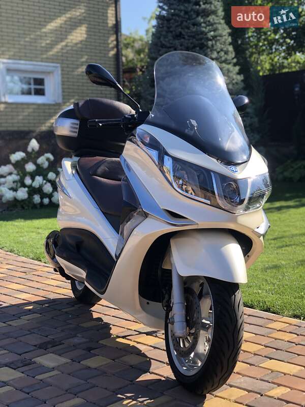 Макси-скутер Piaggio X10 2014 в Умани