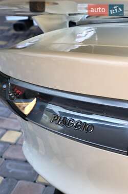Макси-скутер Piaggio X10 2014 в 