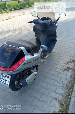 Макси-скутер Piaggio X8 2005 в 