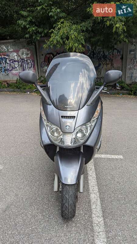 Макси-скутер Piaggio X8 2006 в Киеве