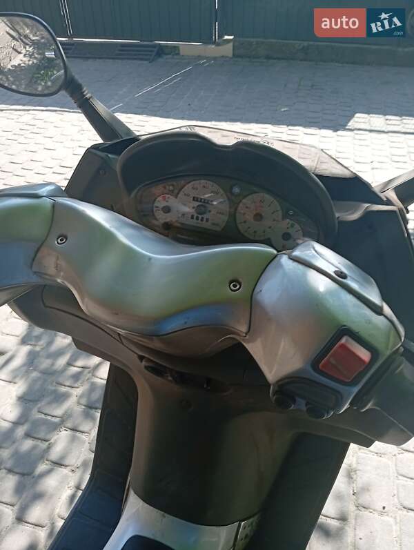 Максі-скутер Piaggio X8 2004 в Львові фото 3 Максі-скутер Piaggio X8 2004 в Львові