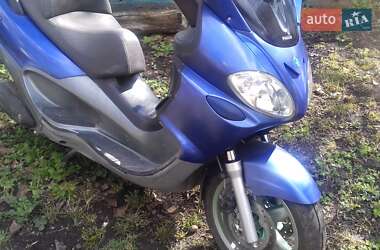 Максі-скутер Piaggio X9 2004 в 