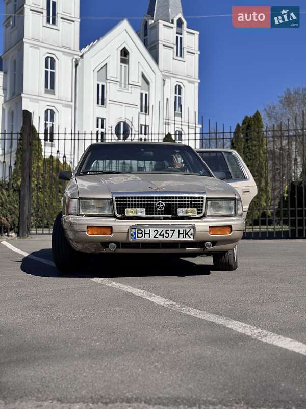 Седан Plymouth Acclaim 1992 в Одесі