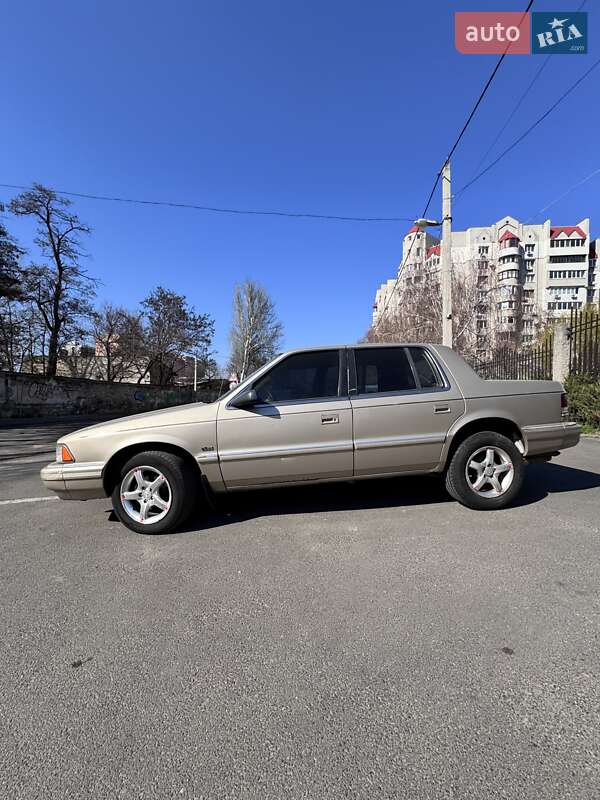 Седан Plymouth Acclaim 1992 в Одесі