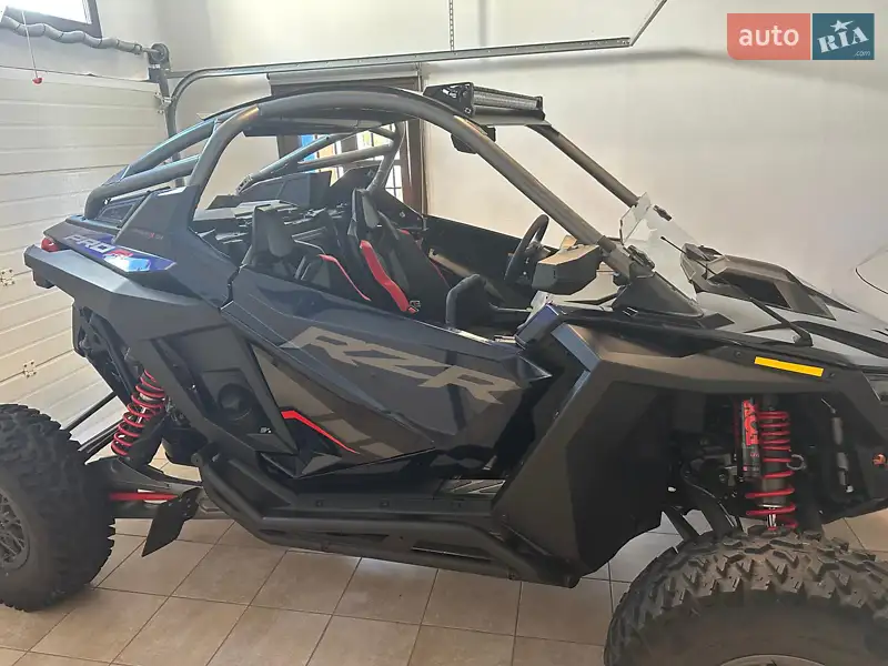 Мотовсюдиход Polaris RZR Pro R 2022 в 