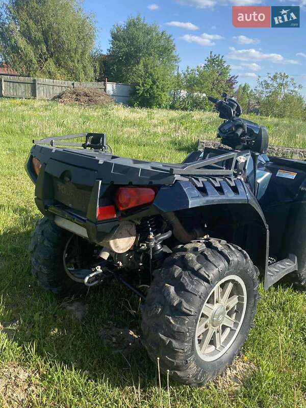 Квадроцикл  утилитарный Polaris Sportsman 2015 в Владимире