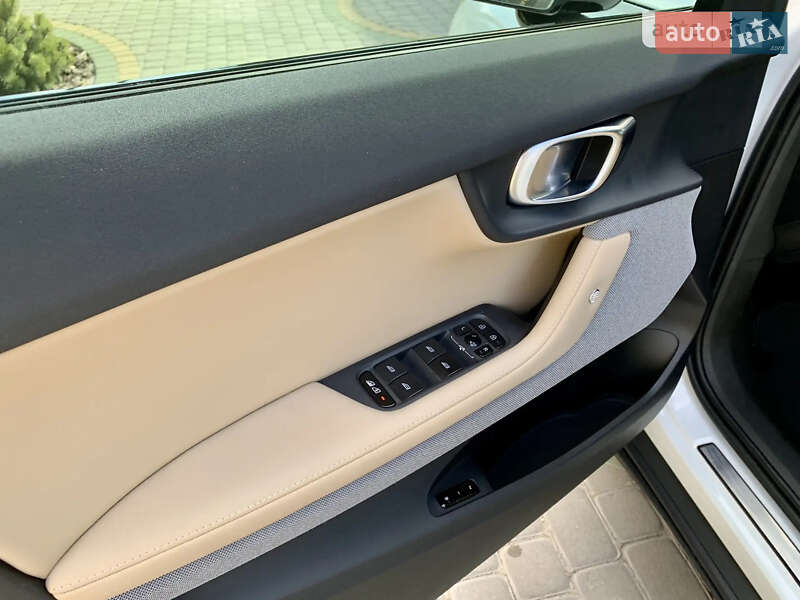 Фастбэк Polestar 2 2022 в Киеве