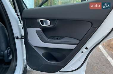 Фастбэк Polestar 2 2023 в 