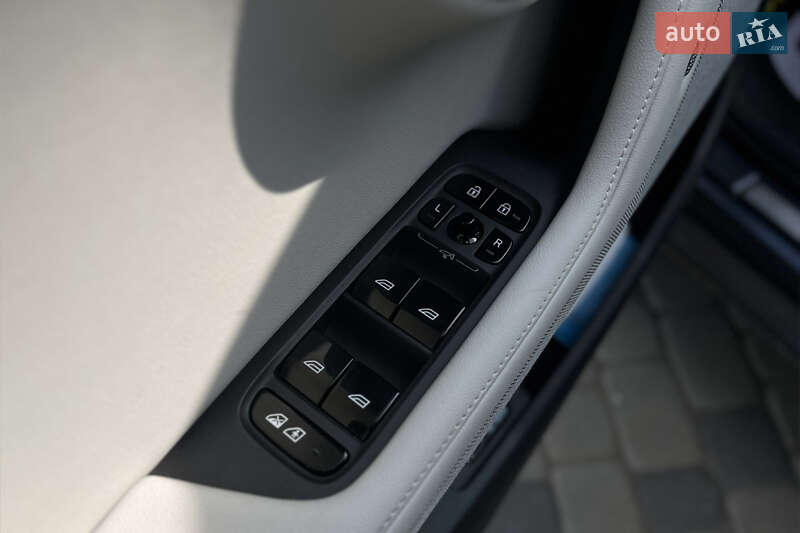 Лифтбек Polestar 2 2023 в Мукачево