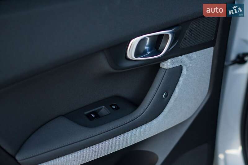 Седан Polestar 2 2022 в Киеве