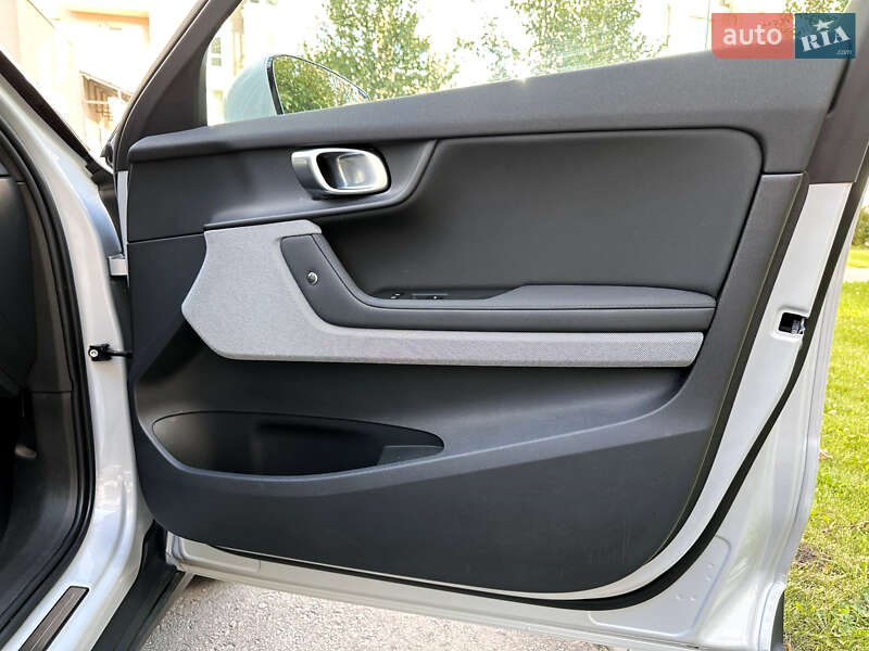 Лифтбек Polestar 2 2022 в Киеве
