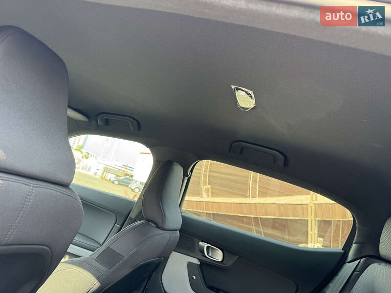 Ліфтбек Polestar 2 2023 в Одесі фото 40 Ліфтбек Polestar 2 2023 в Одесі