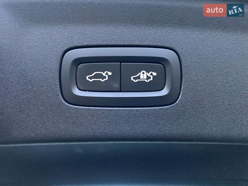 Лифтбек Polestar 2 2023 в Луцке фото 25 Лифтбек Polestar 2 2023 в Луцке