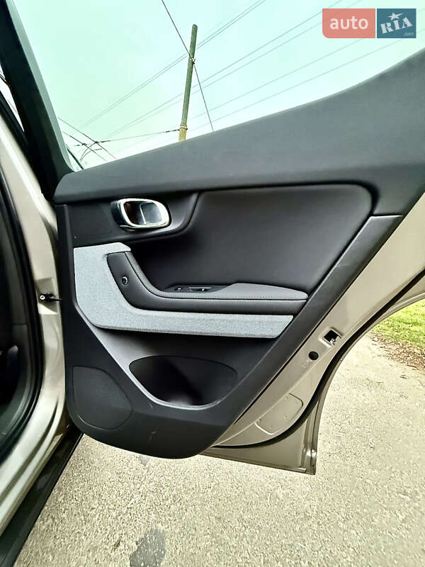 Лифтбек Polestar 2 2020 в Киеве