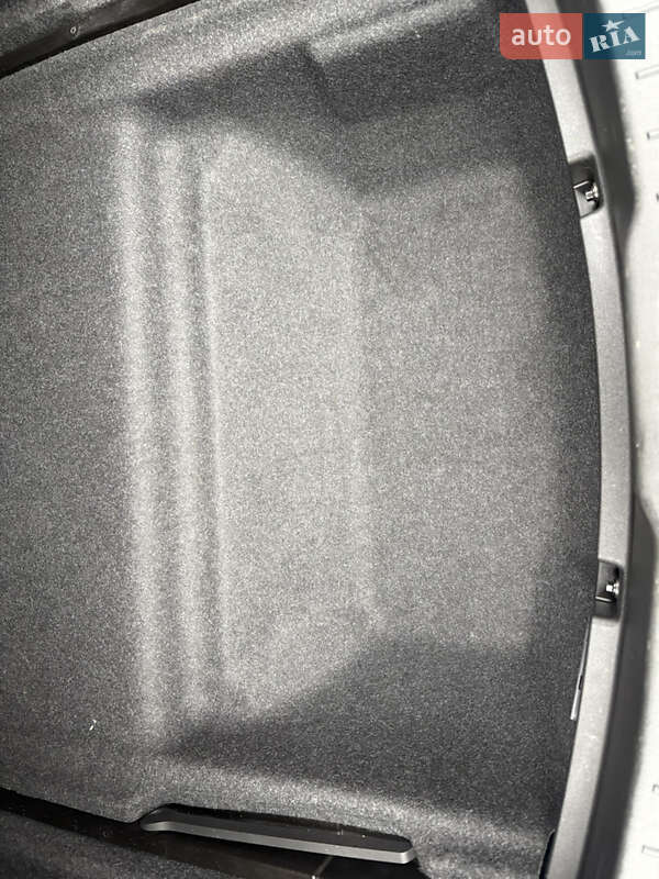 Лифтбек Polestar 2 2023 в Киеве