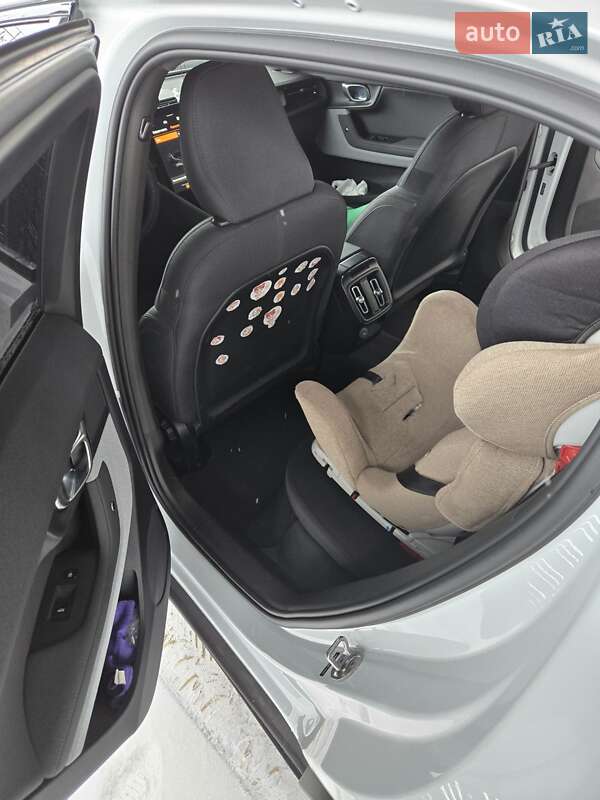 Лифтбек Polestar 2 2022 в Любомле фото 21 Лифтбек Polestar 2 2022 в Любомле