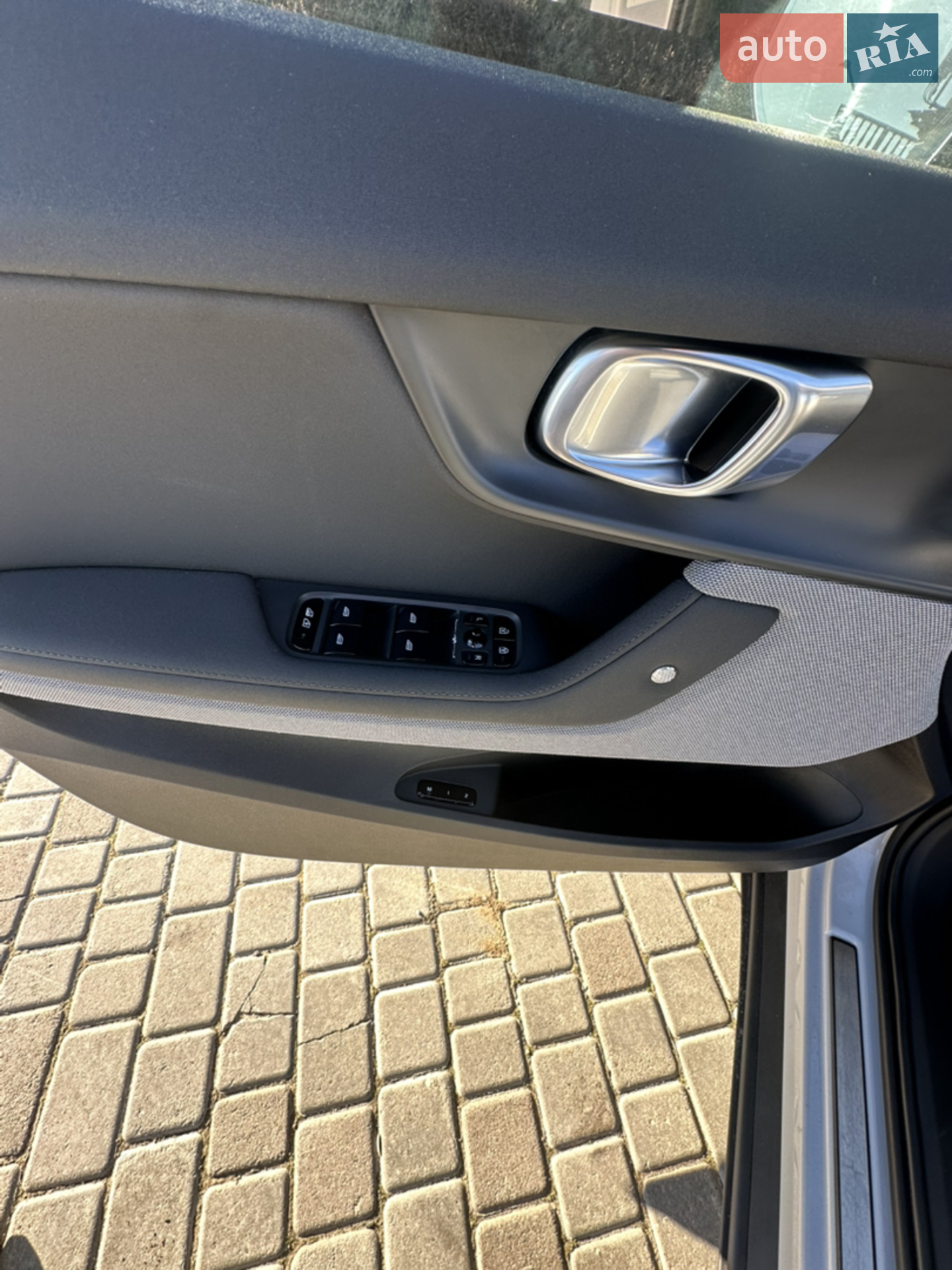 2020 Polestar 2 - мініатюра 25