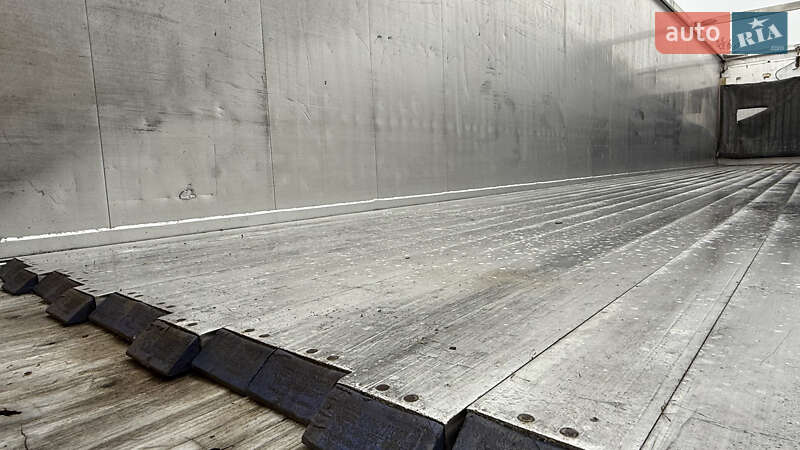 Зерновоз - напівпричіп Polkon NW 2009 в Вінниці