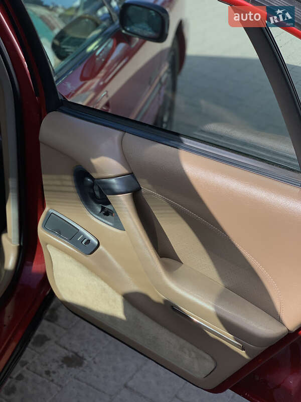 Седан Pontiac Bonneville 1993 в Ковеле