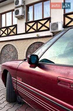 Седан Pontiac Bonneville 1992 в Ивано-Франковске