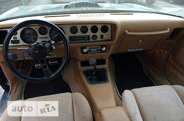 Купе Pontiac Firebird 1978 в 