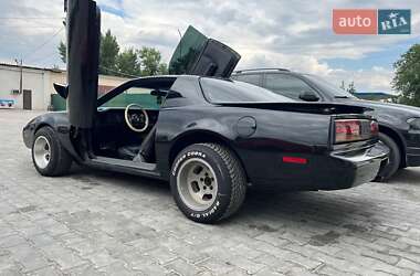 Купе Pontiac Firebird 1989 в 