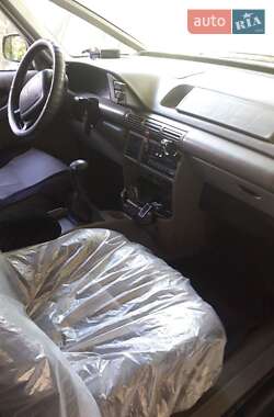 Минивэн Pontiac Trans Sport 1996 в 