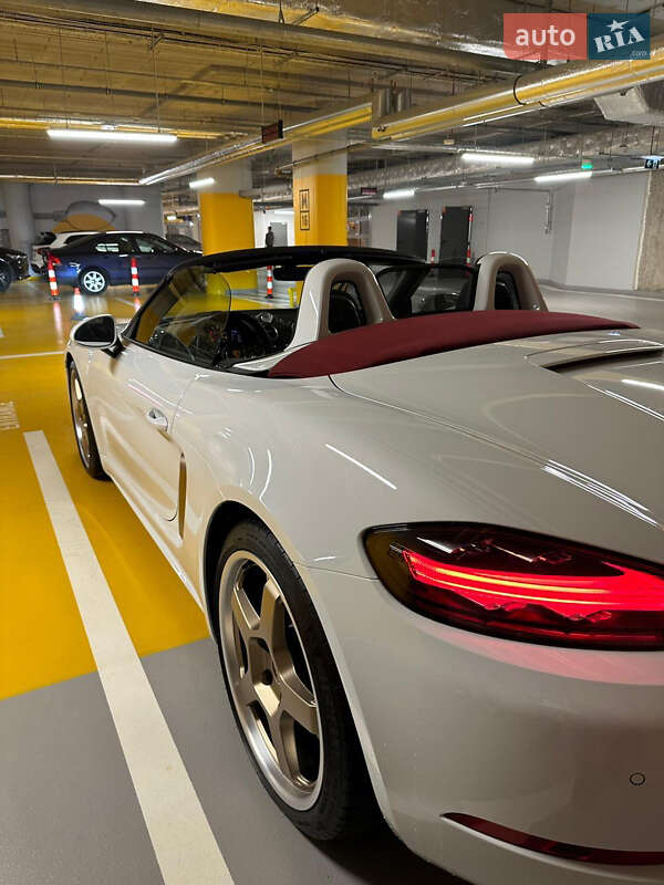 Кабріолет Porsche 718 Boxster 2021 в Києві