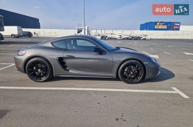 Купе Porsche 718 Cayman 2022 в Львові