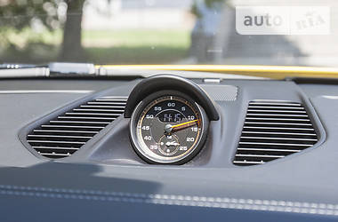 Купе Porsche 911 2017 в 