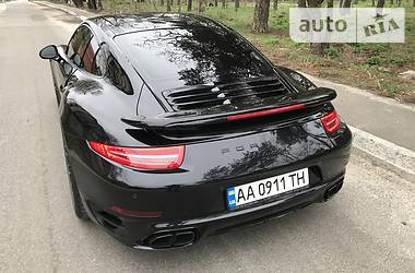 Купе Porsche 911 2015 в Киеве